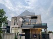 Luxurious 1 Kanal Designer Fully Furnished House for...