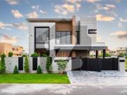 Luxurious 1 Kanal House For Sale In DHA Phase 8 Prime...
