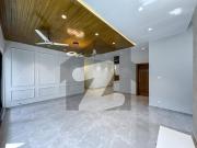 Luxurious 1 Kanal House For Sale Sector A Bahria Town...