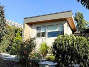 Luxurious 2 Bedroom Apartment in Prestigious Gated...