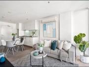 Luxurious 2 bedrooms 1 bathroom 1 study room 1 car...