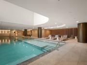 Luxurious 2 beds 2 baths + 1 storage room apartment...