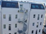 Luxurious 2 room attic apartment