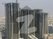 Luxurious 2Bed, Top Floor Apartment in GoldcrestViews1...