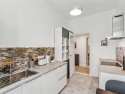 Luxurious 3 Room Apartment in Berlin Pankow Freshly...
