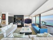 Luxurious 4 Bedroom Beachfront Apartment with Stunning...