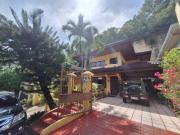 Luxurious 5 Bedroom Villa with Game Room and Family...