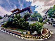 Luxurious 5 Bedrooms Corner House and Lot for Sale in...