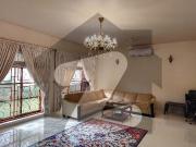 Luxurious 600 square yards one unit park facing house...