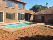 luxurious 6 bedroom family home in t. luxurious 6 bedroom family home in t.