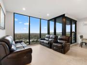 Luxurious and furnished 3 beds 2 baths apartment above...