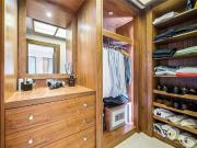 Luxurious and spacious ground floor triple aspect...