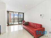 LUXURIOUS AND UNIQUE LIGHT FILLED APARTMENT