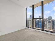 Luxurious Apartment with Great View & Location 2Bed 2Bath