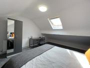 Luxurious Brand NEW Room Near Moseley Village! – B12 –...