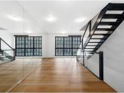 Luxurious CBD Townhouse with Endless Possibilities!