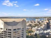 Luxurious City 2 Bed 2 Bath 1 Car space World Tower High...