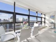 Luxurious City 2 Bed 2 Bath 1 Car space World Tower High...