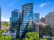 LUXURIOUS CITY SIDE LIVING