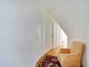 Luxurious Duplex Apartment with Prime Location near Arc... Luxurious Duplex Apartment with Prime Location near Arc...