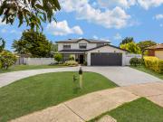 Luxurious Family Grandeur with Sparkling Pool