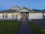 Luxurious Family Haven in a Prime Location