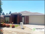 Luxurious Family Home For Rent in the Heart of Tarneit. !