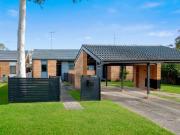 Luxurious Family Living in a Peaceful Cul de Sac
