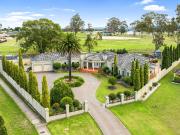 Luxurious Family Living in Prestigious Ellavale Estate