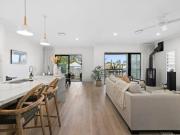 Luxurious Family Living in the Heart of Alderley!