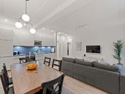 Luxurious, freshly renovated 4 room apartment in...