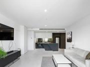 Luxurious Fully Furnished Two Bedroom Apartment 6 Month...