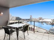 Luxurious Furnished Apartment With Harbour Views