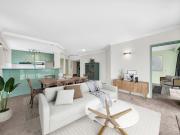 Luxurious Gold Coast Living Awaits!