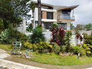 Luxurious High End Home w/ Genset, Outdoor Jacuzzi,...