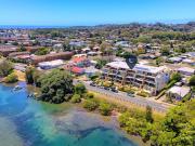 Luxurious Lakefront Living at 'Regatta Apartments'!