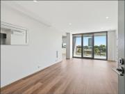 Luxurious Living and Lifestyle Location!