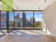 Luxurious Living With Uninterrupted Hyde Park & Water Views