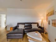 Luxurious & Modern 2 Bedroom Apartment with Stunning...