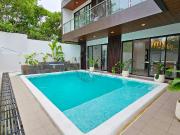 Luxurious Modern Home for Sale in Cebu Royal Estates,...