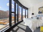 Luxurious North Facing Apartment in Iconic Parque Melbourne