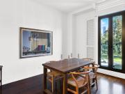 Luxurious one bedroom in Melbourne's Most Exclusive...