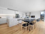 Luxurious Peninsula retreat by the beach Unfurnished, 12...