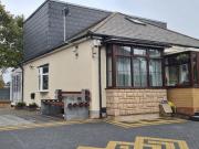 Luxurious Room Tolet In A Domer Bungalow!