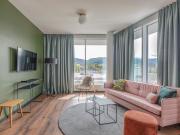 luxurious, spacious suite in central new building