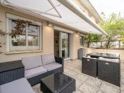 Luxurious Studio fully renovated, design and with a 25m²...