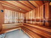 Luxurious three bedroom Apartment I Close to Transport,...