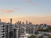 ! Luxurious Three Bedroom Apartment with High Yield...