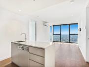 LUXURIOUS THREE BEDROOM WITH SPECTACULAR VIEWS