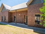 Luxurious Townhouse in the Heart of Wodonga